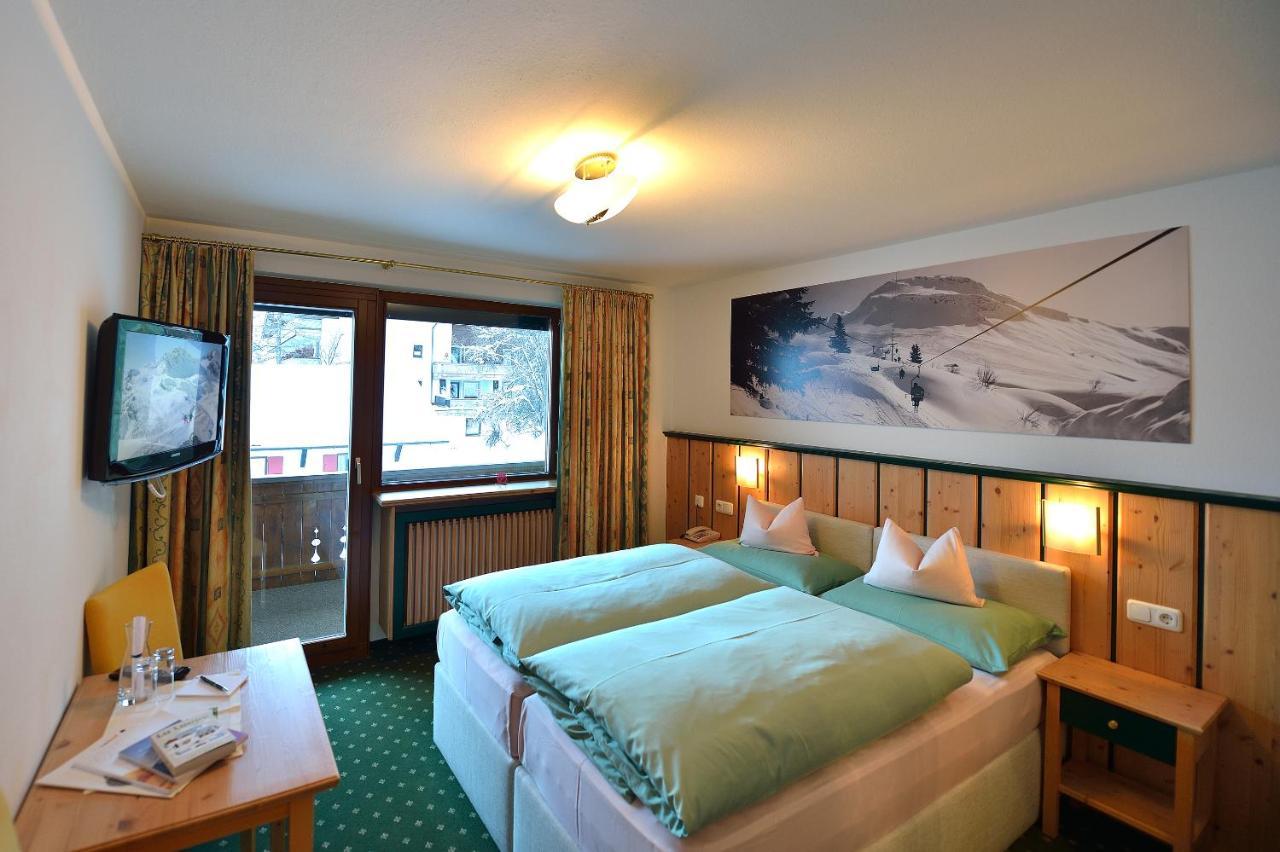 Hotel-Garni Felsenhof Lech am Arlberg Exteriör bild